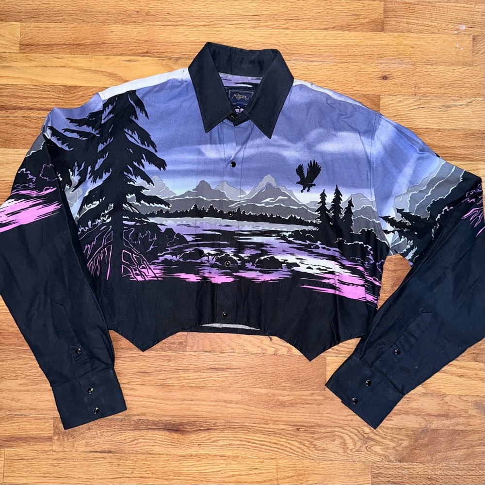 Scenic Landscape Cropped Shirt